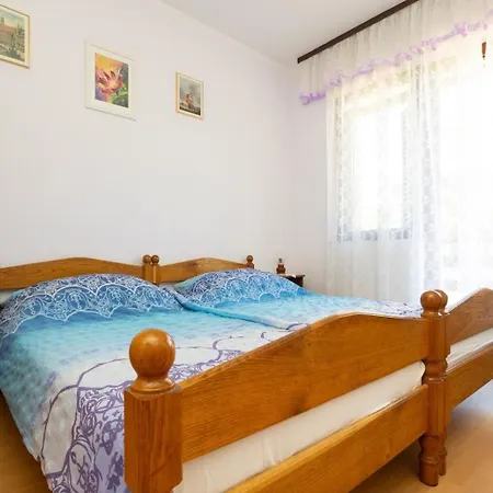 Apartment Fuer 4 Personen Ca 68 Qm In Njivice, Kvarner Bucht Krk Njivice