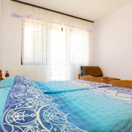 Fuer 4 Personen Ca 68 Qm In Njivice, Kvarner Bucht Krk Njivice