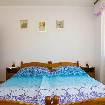 Fuer 4 Personen Ca 68 Qm In Njivice, Kvarner Bucht Krk Apartment